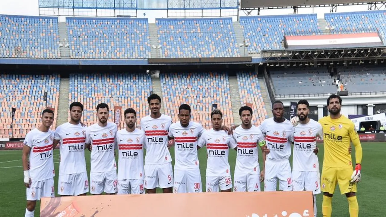 جمال يقرر استبعاد 3 لاعبين من التشكيل الأساسي لمباراة سموحة